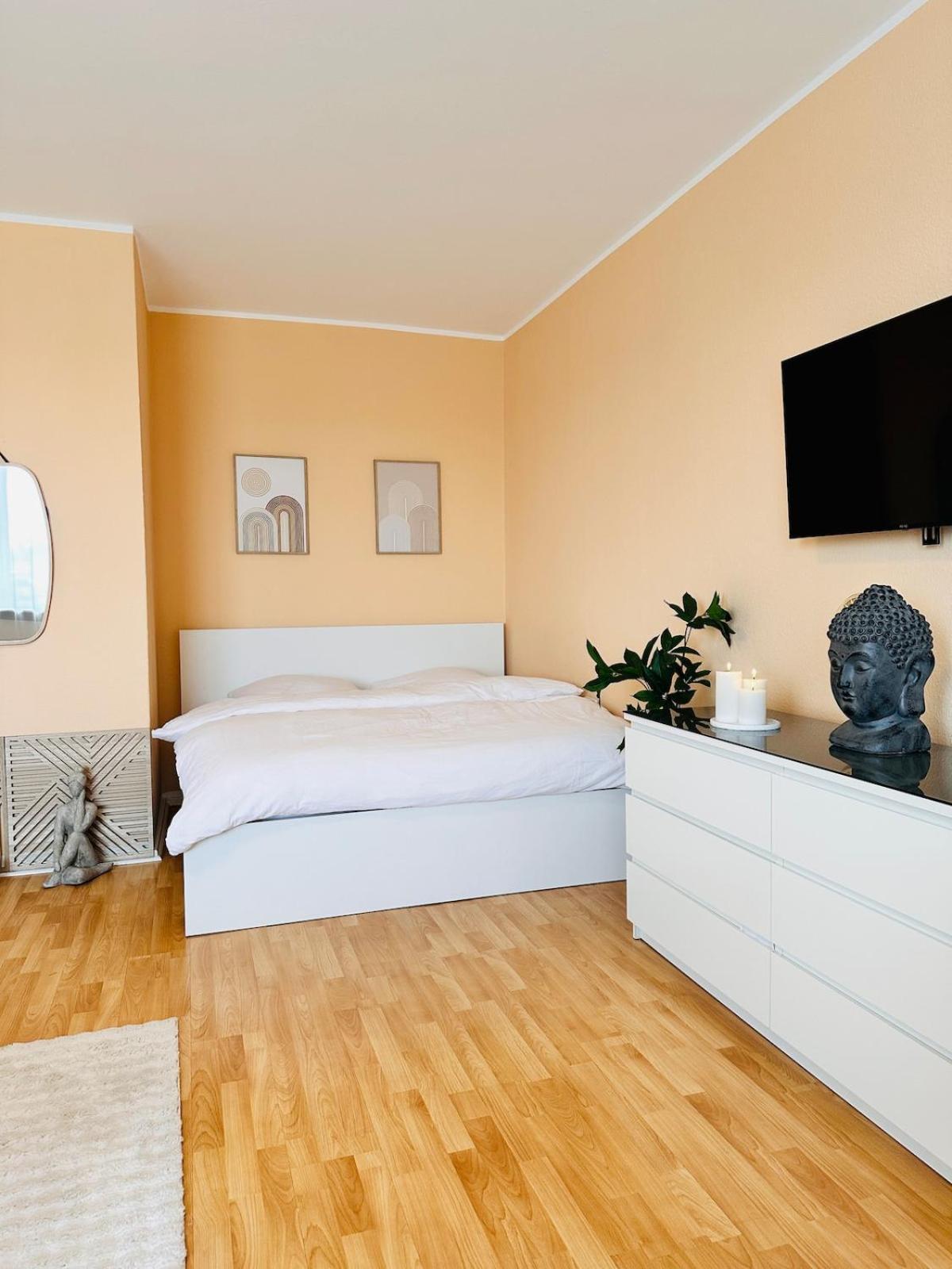 Studio Apt Messe & Ku'Damm Naehe Mit Parkplatz Berlin Bagian luar foto